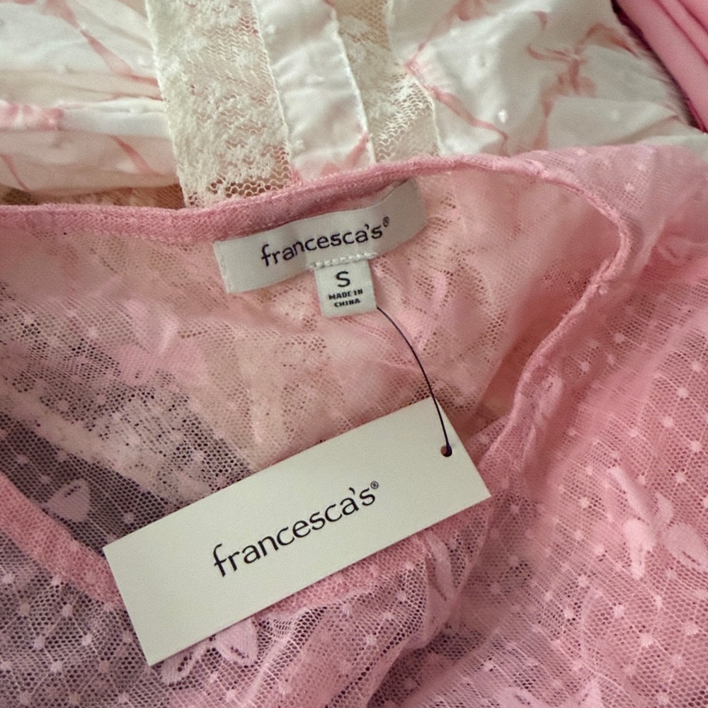 Francesca's Collections Pink Bow short sleeve mesh top bow design 2 PC Small